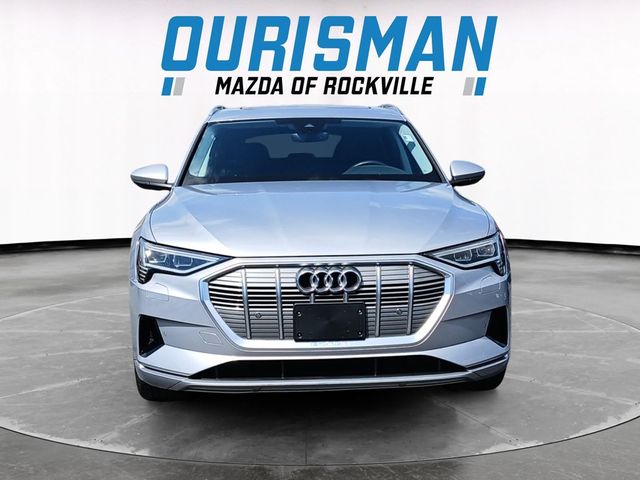 2022 Audi e-tron Premium