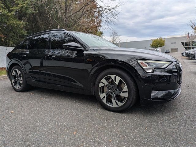 2022 Audi e-tron Premium