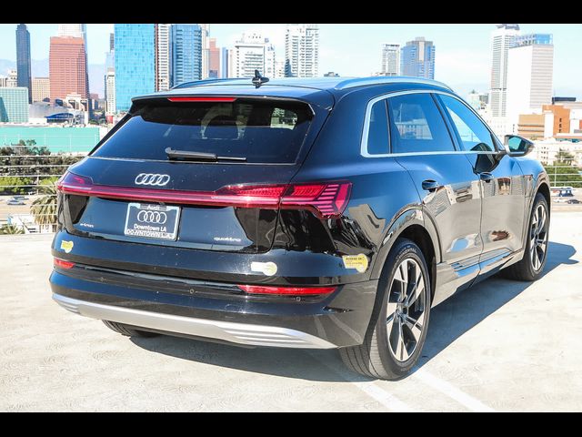 2022 Audi e-tron Premium