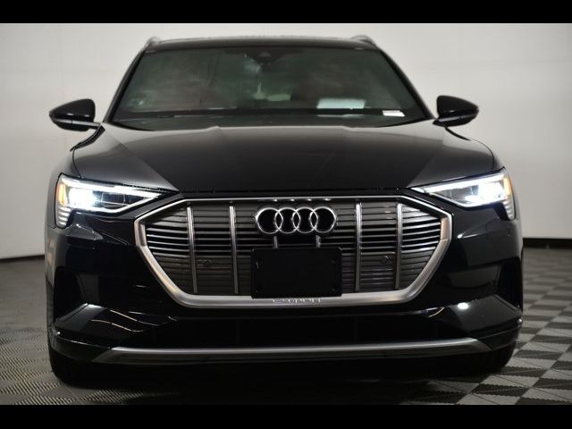 2022 Audi e-tron Premium