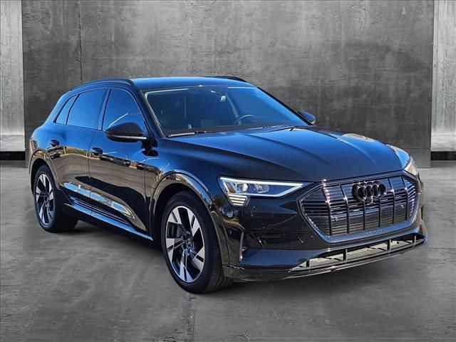 2022 Audi e-tron Premium