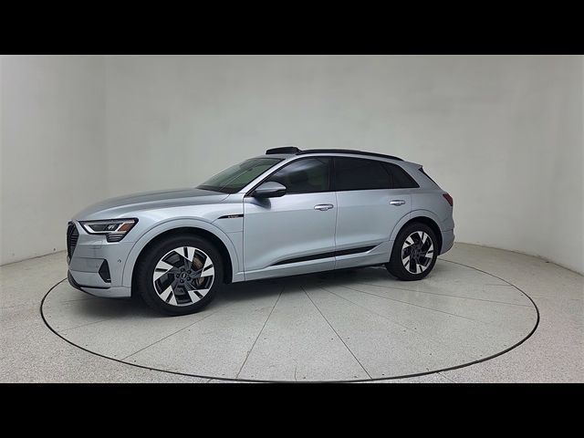 2022 Audi e-tron Premium