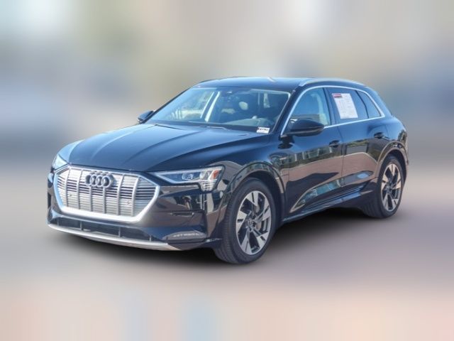 2022 Audi e-tron Premium