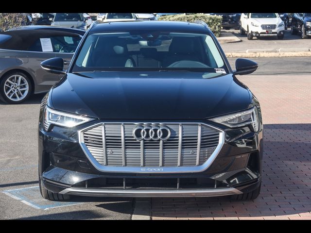 2022 Audi e-tron Premium