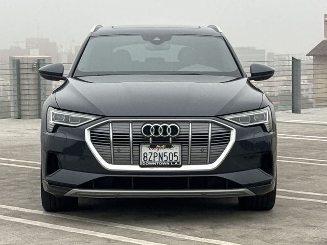 2022 Audi e-tron Premium