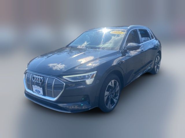 2022 Audi e-tron Premium