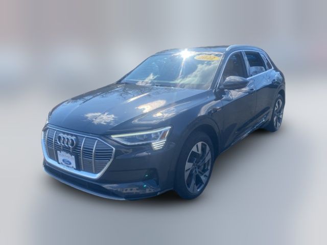 2022 Audi e-tron Premium