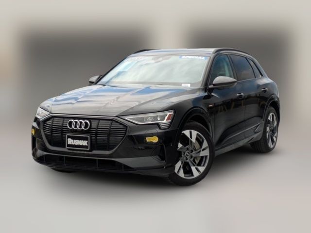 2022 Audi e-tron Premium