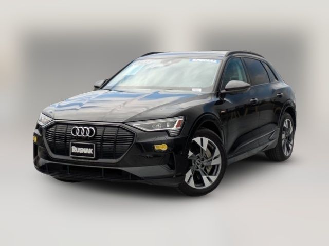 2022 Audi e-tron Premium