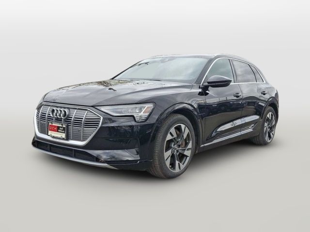 2022 Audi e-tron Premium