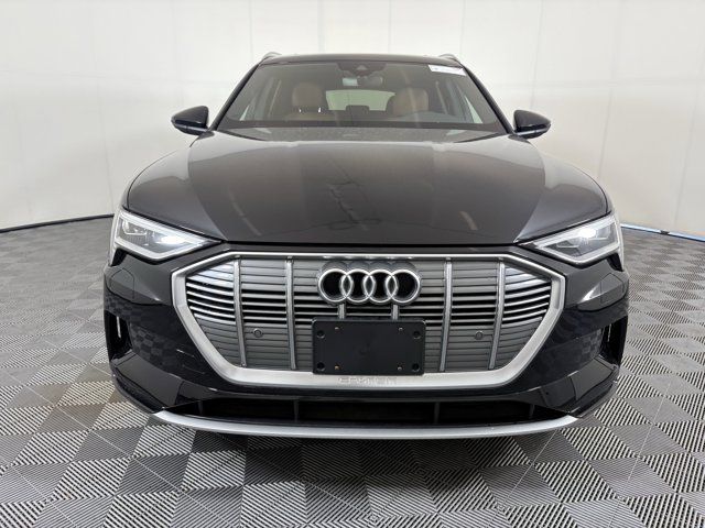 2022 Audi e-tron Premium