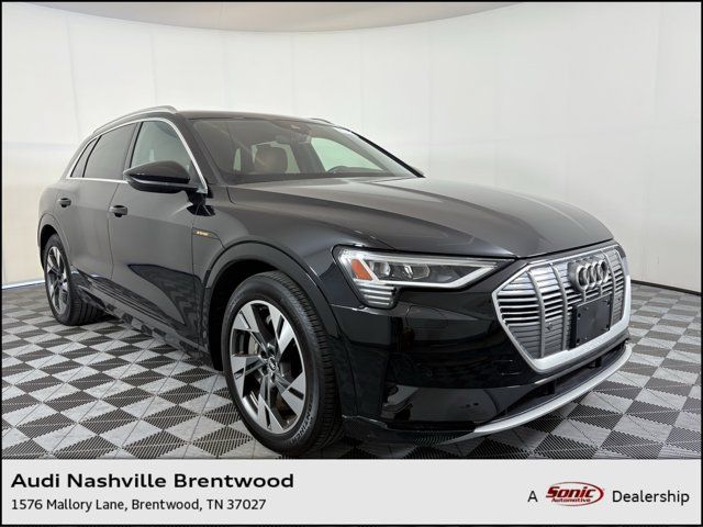 2022 Audi e-tron Premium