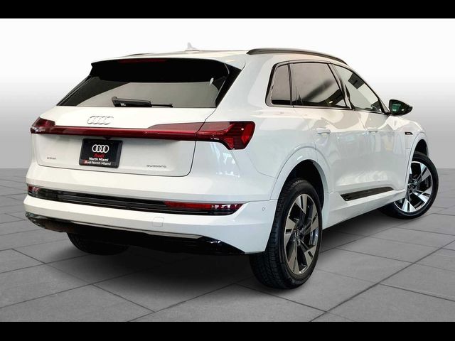 2022 Audi e-tron Premium