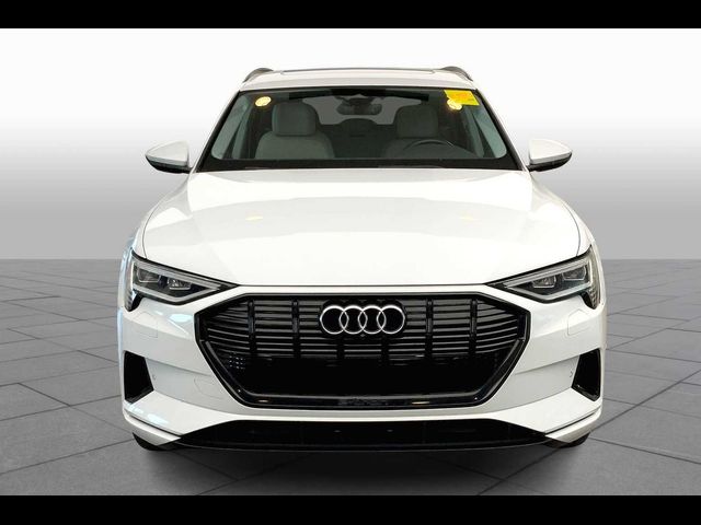 2022 Audi e-tron Premium