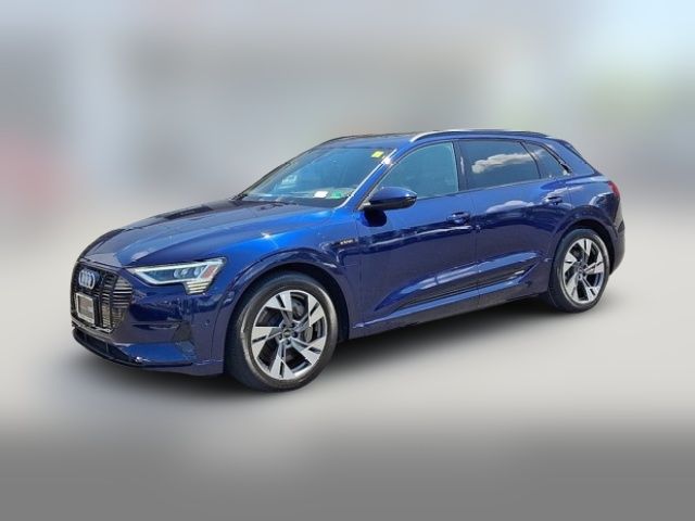 2022 Audi e-tron Premium