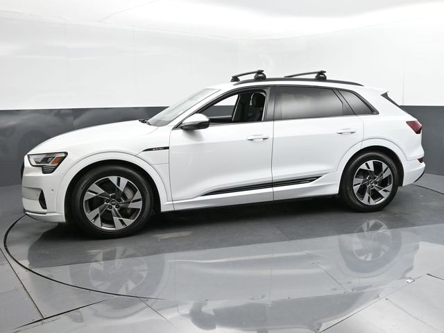 2022 Audi e-tron Premium