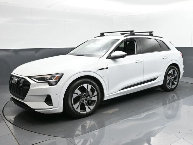 2022 Audi e-tron Premium