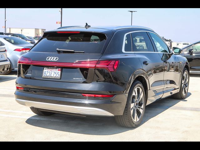 2022 Audi e-tron Premium