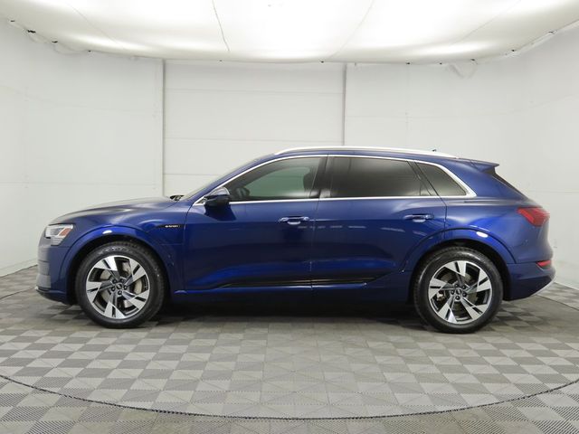 2022 Audi e-tron Premium