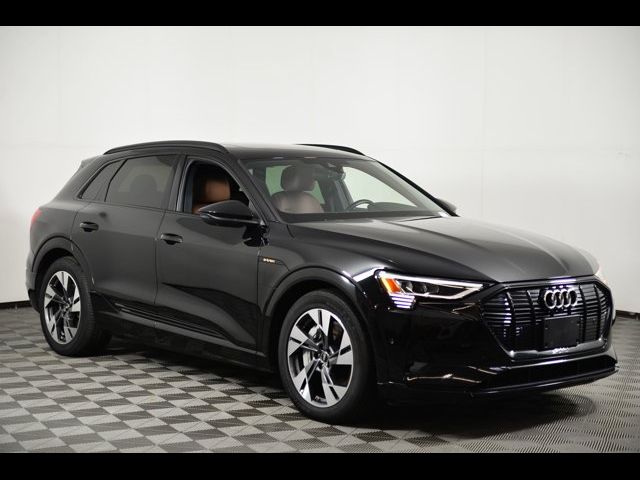 2022 Audi e-tron Premium