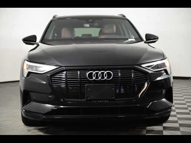 2022 Audi e-tron Premium
