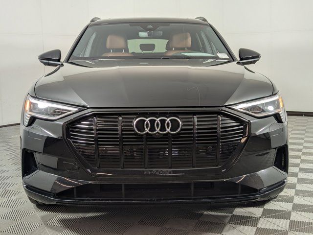 2022 Audi e-tron Premium