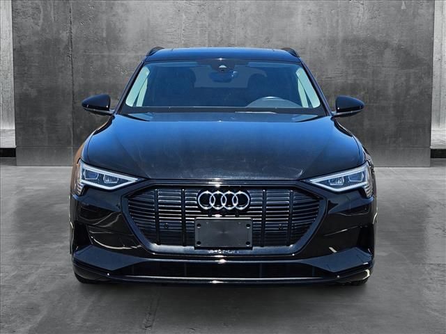 2022 Audi e-tron Premium