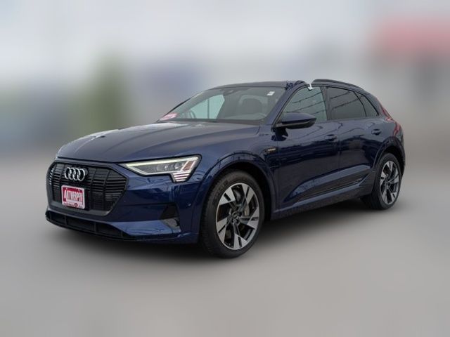 2022 Audi e-tron Premium