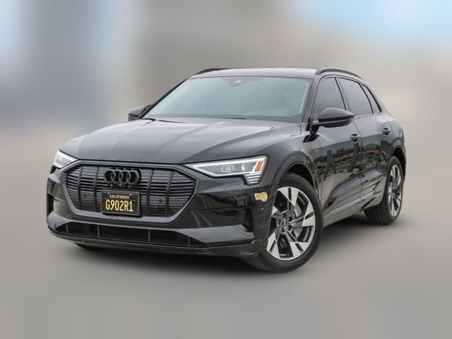 2022 Audi e-tron Premium