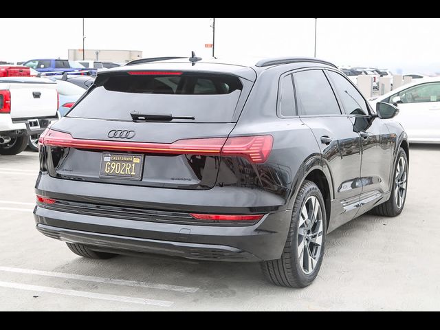 2022 Audi e-tron Premium