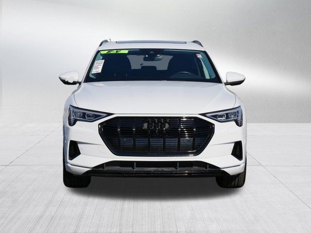 2022 Audi e-tron Premium