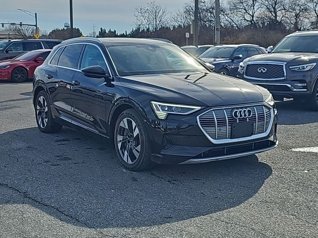 2022 Audi e-tron Premium