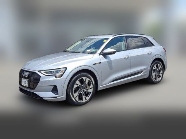 2022 Audi e-tron Premium