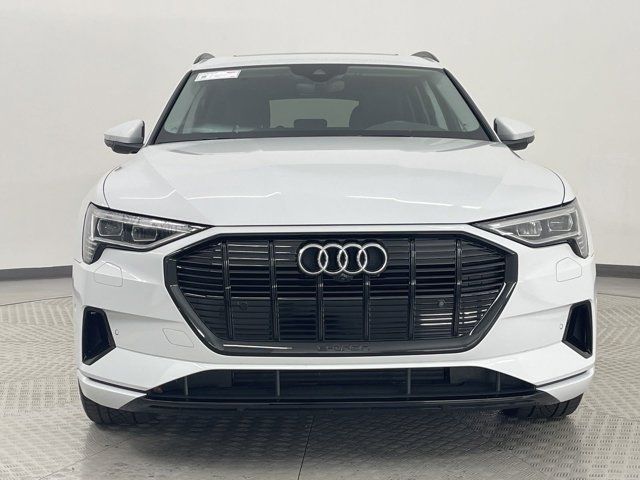 2022 Audi e-tron Premium