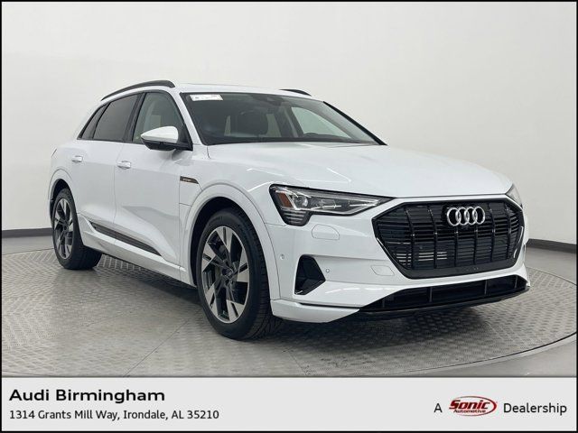 2022 Audi e-tron Premium