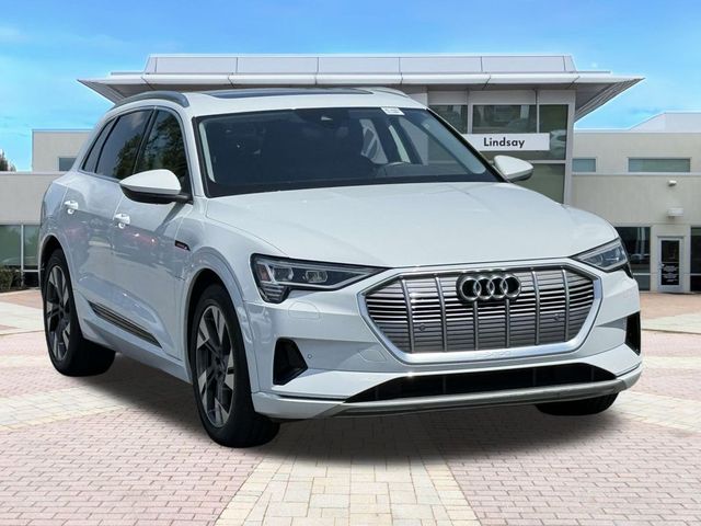 2022 Audi e-tron Premium