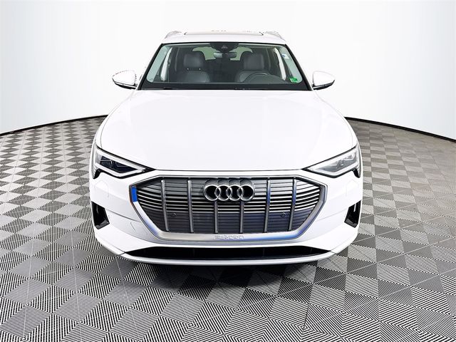 2022 Audi e-tron Premium