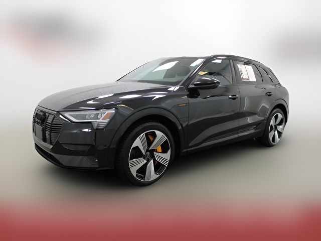 2022 Audi e-tron Premium Plus