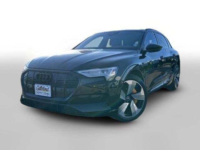 2022 Audi e-tron Premium Plus