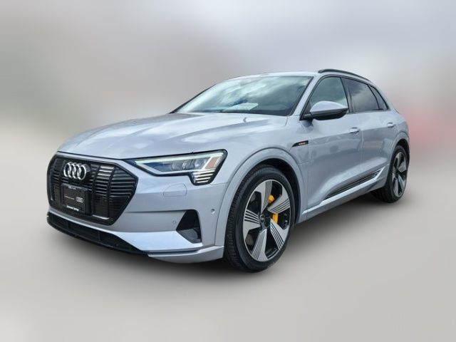 2022 Audi e-tron Premium Plus