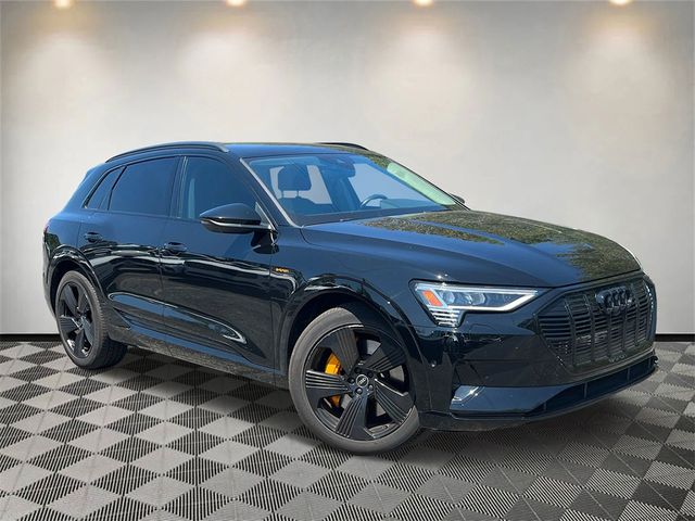 2022 Audi e-tron Premium Plus