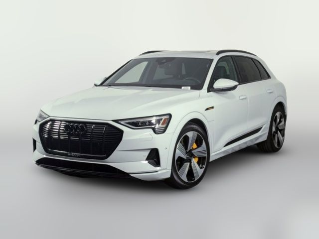 2022 Audi e-tron Premium Plus