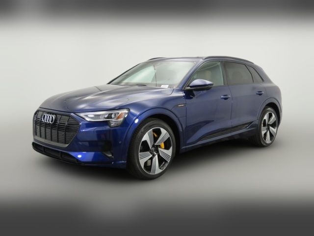 2022 Audi e-tron Premium Plus