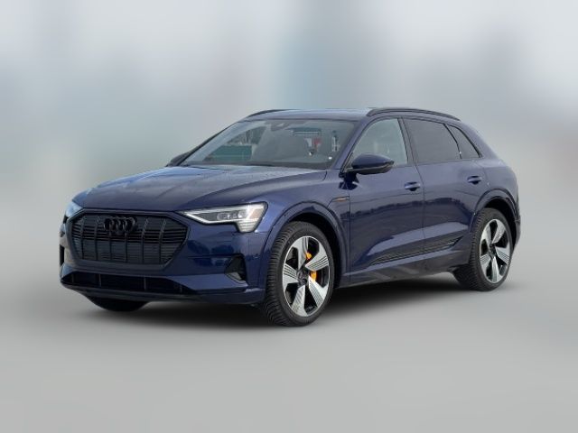 2022 Audi e-tron Premium Plus