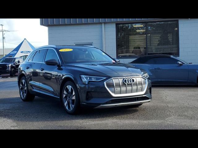 2022 Audi e-tron Premium Plus