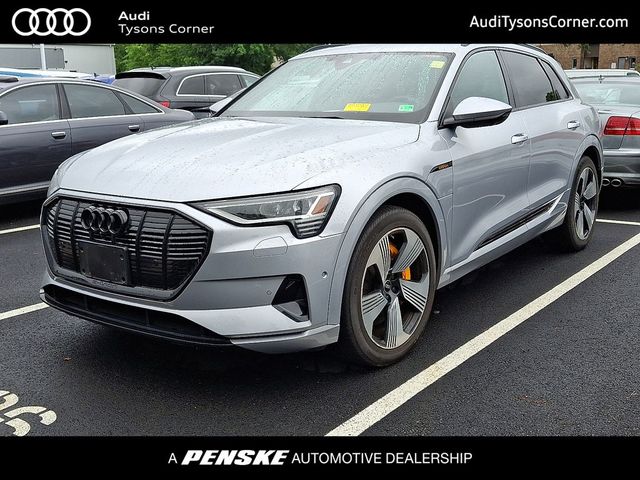 2022 Audi e-tron Premium Plus