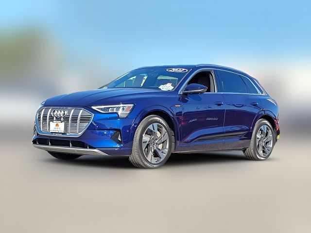 2022 Audi e-tron Premium Plus