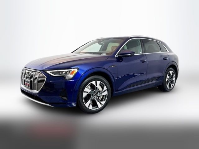2022 Audi e-tron Premium Plus