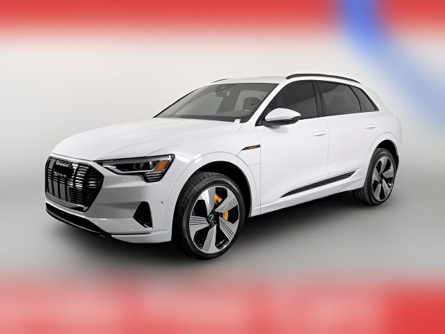2022 Audi e-tron Premium Plus