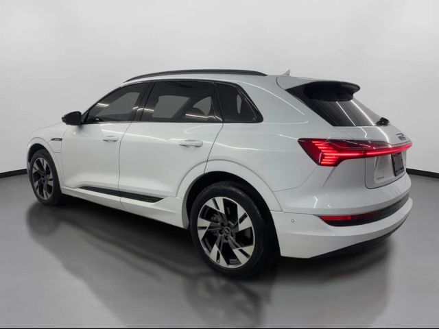 2022 Audi e-tron Premium